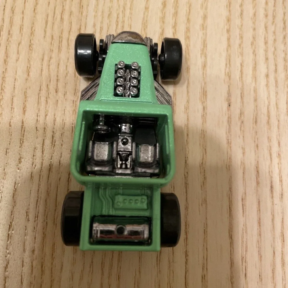 2005 Hot Wheels Bone‎ Shaker Green 1:64 DIECAST Toy Race Car